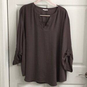 Brown pullover V neck blouse.